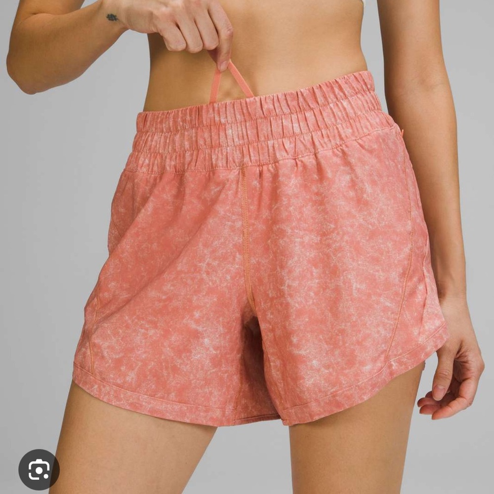 Lululemon Track That Mid-Rise Lined Short 5"